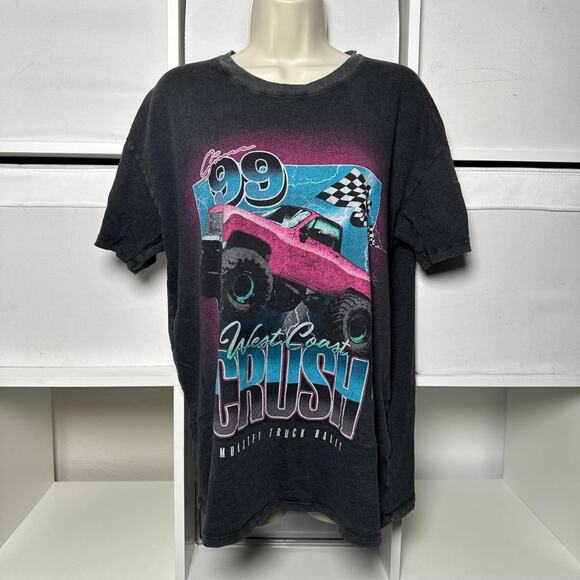 Hollister Oversized Graphic Tee - Picture 1 of 5